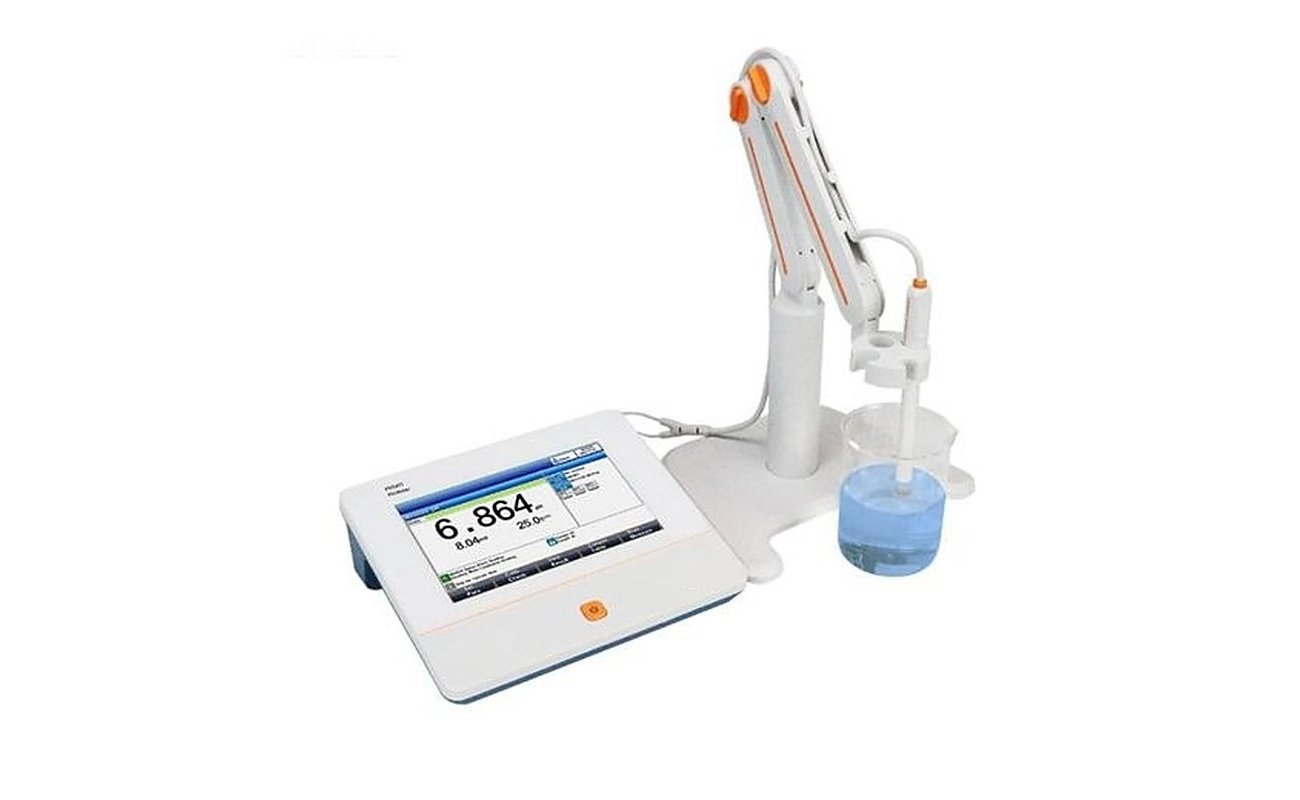 PH500T touchscreen benchtop pH and ORP meter